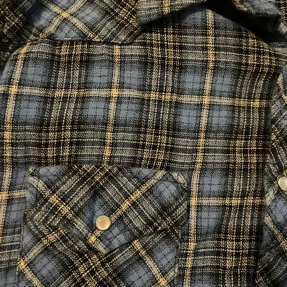 Wrangler Wrancher blue flannel pearl‎ snap shirt (size Large) - Picture 3 of 5